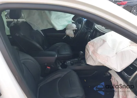 2021 Jeep Cherokee 80Th Anniversary Fwd z USA, uszkodzony, nr VIN 1C4PJLMN9MD114810